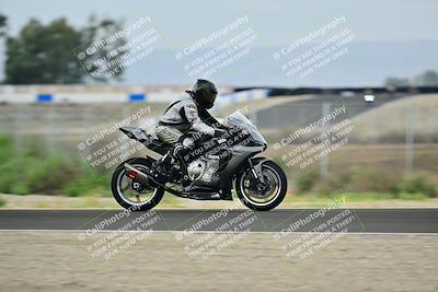 media/Apr-18-2025-TrackDaz (Fri) [[45f5874c44]]/C Group/Session 1 (Turn 7)/